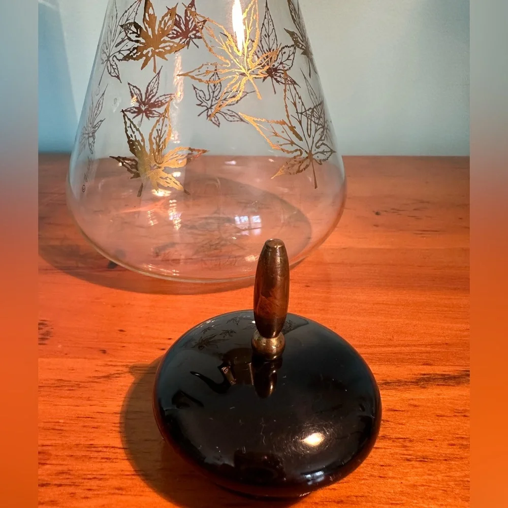 1950s-1960s Mid-Century Vintage Signed Fred Press Gold Leaves Coffee Carafe Bar